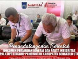 Bupati Bengkulu Utara Menyaksikan Proses Penandatanganan Fakta Integritas dan Perjanjian Kinerja di Bengkulu Utara