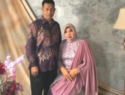 Bupati Dan Wakil Bupati Kabupaten Bengkulu Utara Resmi Dilantik Keluarga Besar Rukadi Gunawan, S. Sos. MM Beserta Istri Yenti Fisniarsih, S. Sos. MM Beri Ucapan Selamat