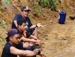 Kepala Desa Lebong Tandai Bangun Jembatan Penghubung Menuju Desa Lebong Tandai