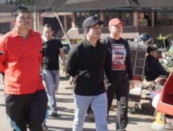 Bupati Arie Bersama Jajaran Prokopinda Melaksanakan Program Jum’at Bersih di Pasar Purwodadi
