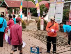 Sambut HUT RI Ke – 80 Pemdes Bumi Harjo Dan Masyarakat Gotong Royong Pasang Umbul Umbul