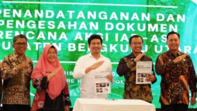 Bupati Arie Didampingi Sekda kab BU menghadiri acara Pengesahan Rencana Aksi IAD‑ASA Di bengkulu