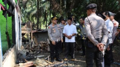 Kapolres BU Sambangi Langsung Korban Kebakaran Maut Di Desa Senali Sebagai Wujud Kepedulian Kepada Ahli Musibah
