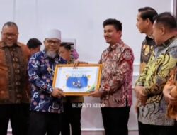 Pemerintah Daerah B/U Meraih Penghargaan Tingkat Pertama Pada Penganugerahan Jamsostek Award 2026
